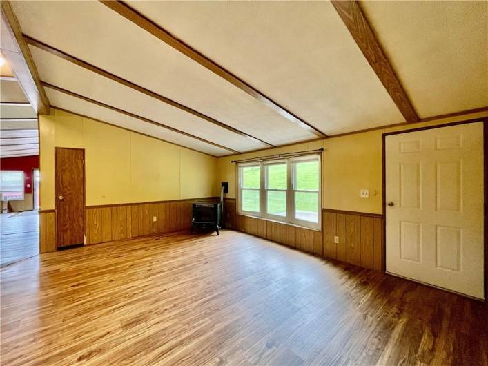 535 Swihart Rd, Mc Donald, PA 15057, 3 Bedrooms Bedrooms, ,2 BathroomsBathrooms,Lease,For Sale,Swihart Rd,1703124