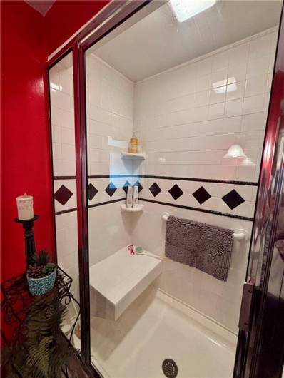 11 Worthington Ave, New Castle, PA 16105, 2 Bedrooms Bedrooms, 7 Rooms Rooms,2 BathroomsBathrooms,Residential,For Sale,Worthington Ave,1703934