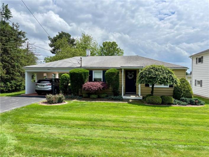 11 Worthington Ave, New Castle, PA 16105, 2 Bedrooms Bedrooms, 7 Rooms Rooms,2 BathroomsBathrooms,Residential,For Sale,Worthington Ave,1703934