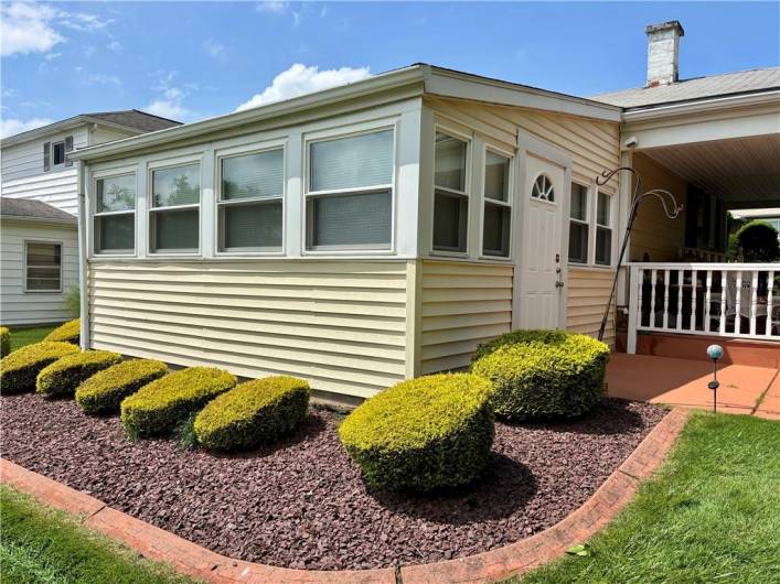 11 Worthington Ave, New Castle, PA 16105, 2 Bedrooms Bedrooms, 7 Rooms Rooms,2 BathroomsBathrooms,Residential,For Sale,Worthington Ave,1703934