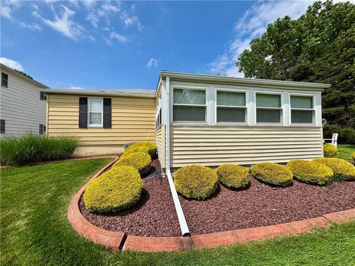 11 Worthington Ave, New Castle, PA 16105, 2 Bedrooms Bedrooms, 7 Rooms Rooms,2 BathroomsBathrooms,Residential,For Sale,Worthington Ave,1703934