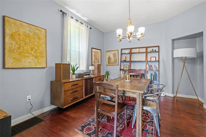 1037 Chislett Street, Pittsburgh, PA 15206, 6 Bedrooms Bedrooms, 11 Rooms Rooms,3 BathroomsBathrooms,Residential,For Sale,Chislett Street,0,1706306