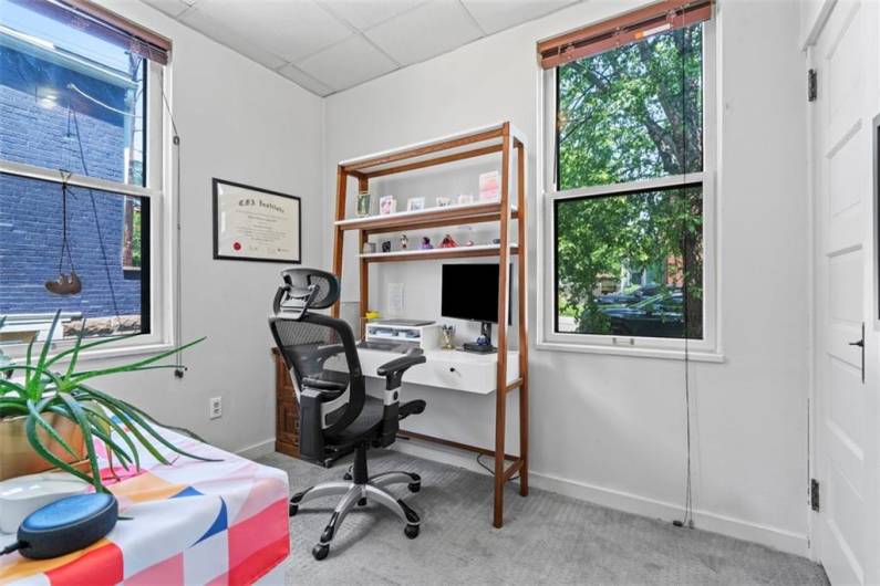 1037 Chislett Street, Pittsburgh, PA 15206, 6 Bedrooms Bedrooms, 11 Rooms Rooms,3 BathroomsBathrooms,Residential,For Sale,Chislett Street,0,1706306