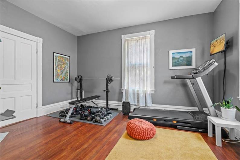 1037 Chislett Street, Pittsburgh, PA 15206, 6 Bedrooms Bedrooms, 11 Rooms Rooms,3 BathroomsBathrooms,Residential,For Sale,Chislett Street,0,1706306