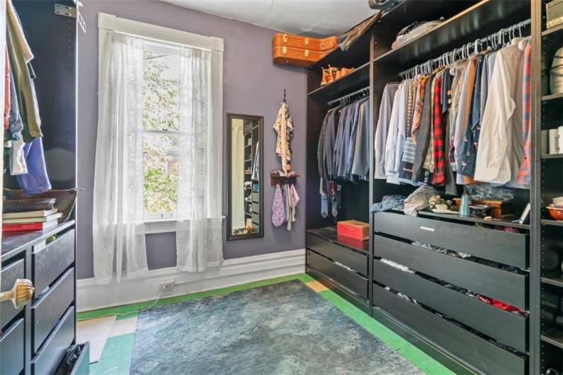 1037 Chislett Street, Pittsburgh, PA 15206, 6 Bedrooms Bedrooms, 11 Rooms Rooms,3 BathroomsBathrooms,Residential,For Sale,Chislett Street,0,1706306