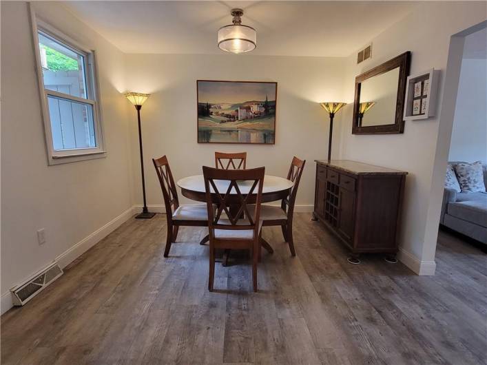 611 Broadhead Ave, Pittsburgh, PA 15205, 3 Bedrooms Bedrooms, 7 Rooms Rooms,1.1 BathroomsBathrooms,Residential,For Sale,Broadhead Ave,1706326