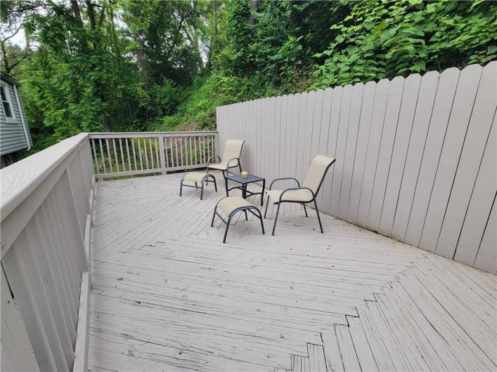 611 Broadhead Ave, Pittsburgh, PA 15205, 3 Bedrooms Bedrooms, 7 Rooms Rooms,1.1 BathroomsBathrooms,Residential,For Sale,Broadhead Ave,1706326