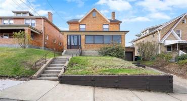 171 Clearview Ave, West View, PA 15229, 4 Bedrooms Bedrooms, 9 Rooms Rooms,1 BathroomBathrooms,Residential,For Sale,Clearview Ave,1706857