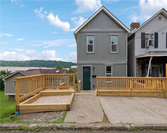 634 Euclid Ave, Canonsburg, PA 15317, 3 Bedrooms Bedrooms, 5 Rooms Rooms,2 BathroomsBathrooms,Residential,For Sale,Euclid Ave,1706417