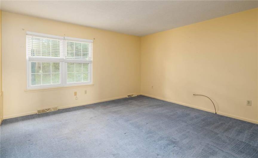 1356 Quail Run Cir, Bethel Park, PA 15102, 2 Bedrooms Bedrooms, ,1.1 BathroomsBathrooms,Residential,For Sale,Quail Run Cir,1706671