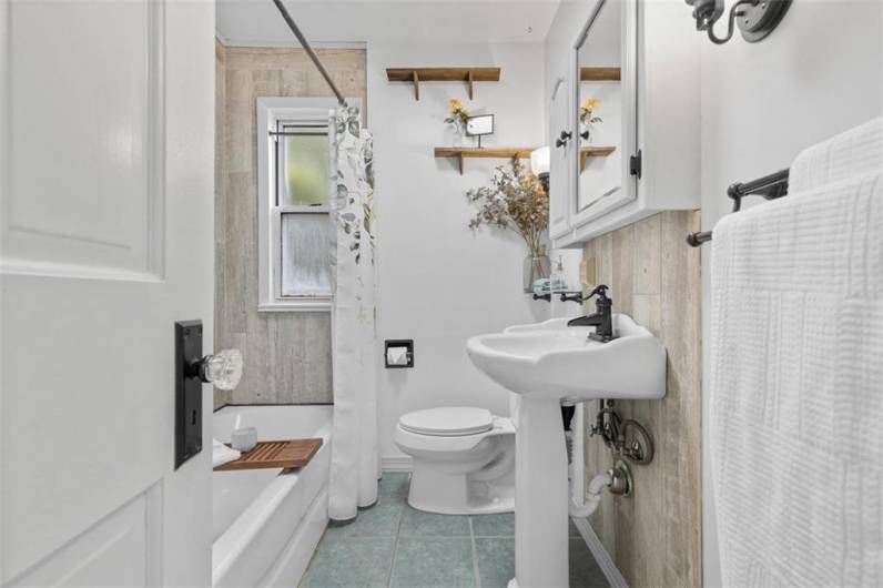Main floor full bath.