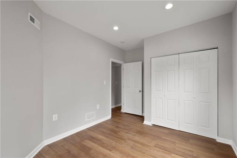 122 Elm Street, Canonsburg, PA 15324, 4 Bedrooms Bedrooms, 7 Rooms Rooms,3 BathroomsBathrooms,Residential,For Sale,Elm Street,1706422