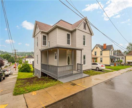 ActiveResidential 122 Elm Street, Canonsburg, PA 15324, 4 Bedrooms Bedrooms, 7 Rooms Rooms,3 BathroomsBathrooms,Residential,For Sale,Elm Street,1706422