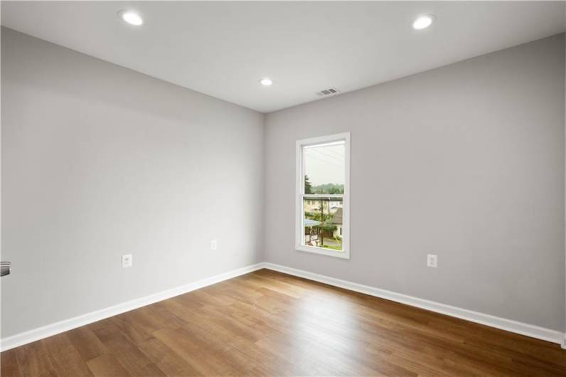 122 Elm Street, Canonsburg, PA 15324, 4 Bedrooms Bedrooms, 7 Rooms Rooms,3 BathroomsBathrooms,Residential,For Sale,Elm Street,1706422