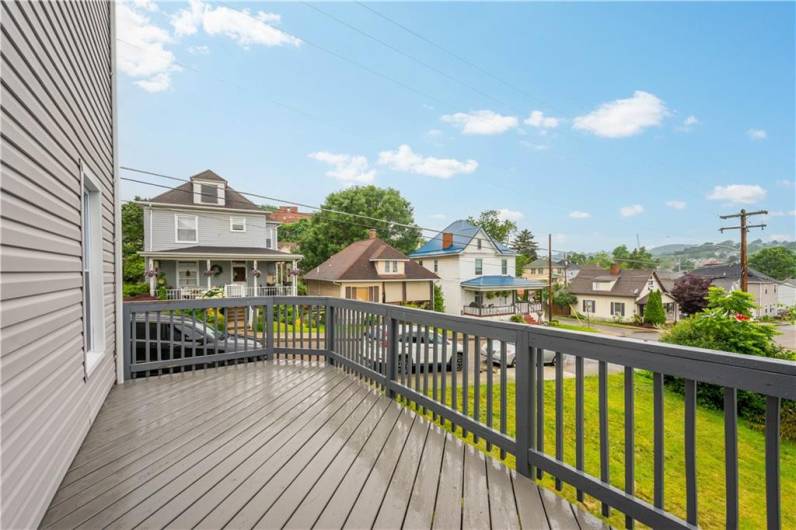 122 Elm Street, Canonsburg, PA 15324, 4 Bedrooms Bedrooms, 7 Rooms Rooms,3 BathroomsBathrooms,Residential,For Sale,Elm Street,1706422
