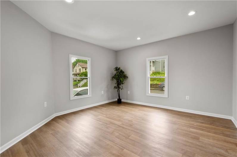 122 Elm Street, Canonsburg, PA 15324, 4 Bedrooms Bedrooms, 7 Rooms Rooms,3 BathroomsBathrooms,Residential,For Sale,Elm Street,1706422
