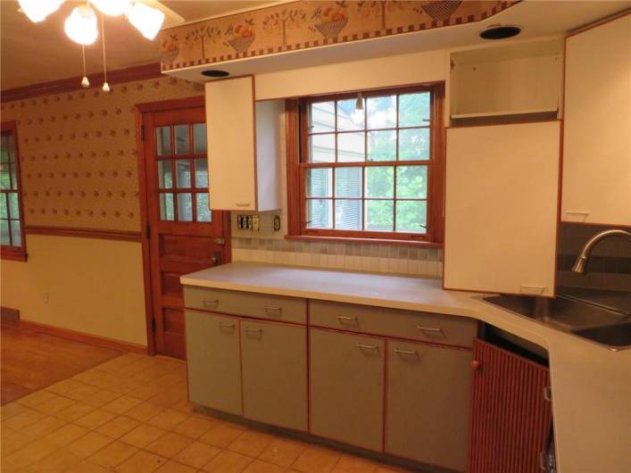 3030 Hillcrest Rd, Bethel Park, PA 15102, 3 Bedrooms Bedrooms, 9 Rooms Rooms,2.1 BathroomsBathrooms,Residential,For Sale,Hillcrest Rd,1706973
