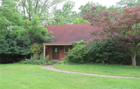 ContingentResidential 3030 Hillcrest Rd, Bethel Park, PA 15102, 3 Bedrooms Bedrooms, 9 Rooms Rooms,2.1 BathroomsBathrooms,Residential,For Sale,Hillcrest Rd,1706973