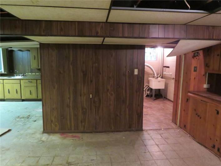 3030 Hillcrest Rd, Bethel Park, PA 15102, 3 Bedrooms Bedrooms, 9 Rooms Rooms,2.1 BathroomsBathrooms,Residential,For Sale,Hillcrest Rd,1706973