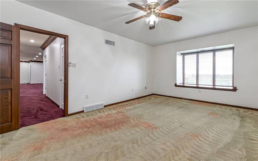 2525 Greensburg Pike, Pittsburgh, PA 15221, 3 Bedrooms Bedrooms, 7 Rooms Rooms,3.1 BathroomsBathrooms,Residential,For Sale,Greensburg Pike,0,1707048