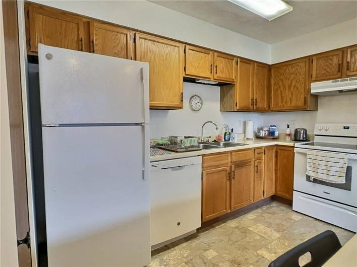 830 Main St, Washington, PA 15301, 2 Bedrooms Bedrooms, 8 Rooms Rooms,2 BathroomsBathrooms,Residential,For Sale,Main St,1707216