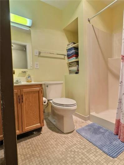830 Main St, Washington, PA 15301, 2 Bedrooms Bedrooms, 8 Rooms Rooms,2 BathroomsBathrooms,Residential,For Sale,Main St,1707216