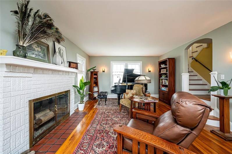 LIVING ROOM -  CRAFTSMAN STYLE SCONCES, DECORATIVE FIREPLACE