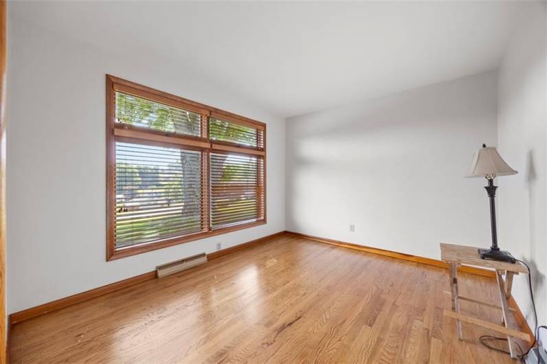 367 Crescent Drive, Washington, PA 15301, 4 Bedrooms Bedrooms, 11 Rooms Rooms,3 BathroomsBathrooms,Residential,For Sale,Crescent Drive,1707377