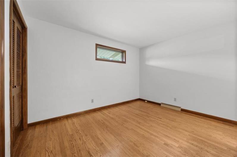 367 Crescent Drive, Washington, PA 15301, 4 Bedrooms Bedrooms, 11 Rooms Rooms,3 BathroomsBathrooms,Residential,For Sale,Crescent Drive,1707377