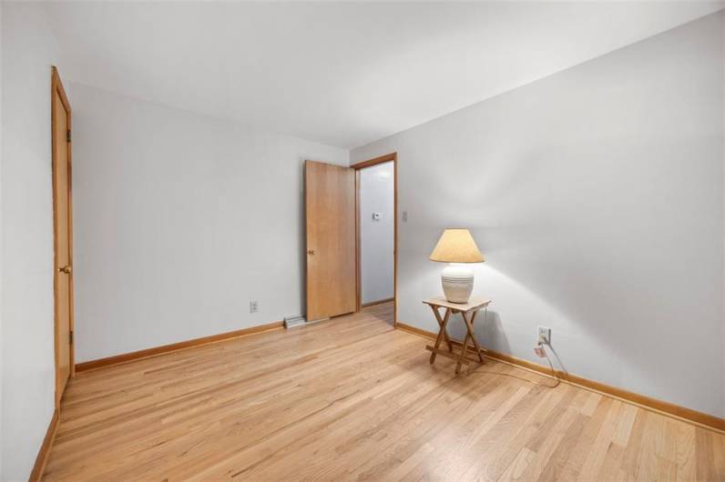367 Crescent Drive, Washington, PA 15301, 4 Bedrooms Bedrooms, 11 Rooms Rooms,3 BathroomsBathrooms,Residential,For Sale,Crescent Drive,1707377
