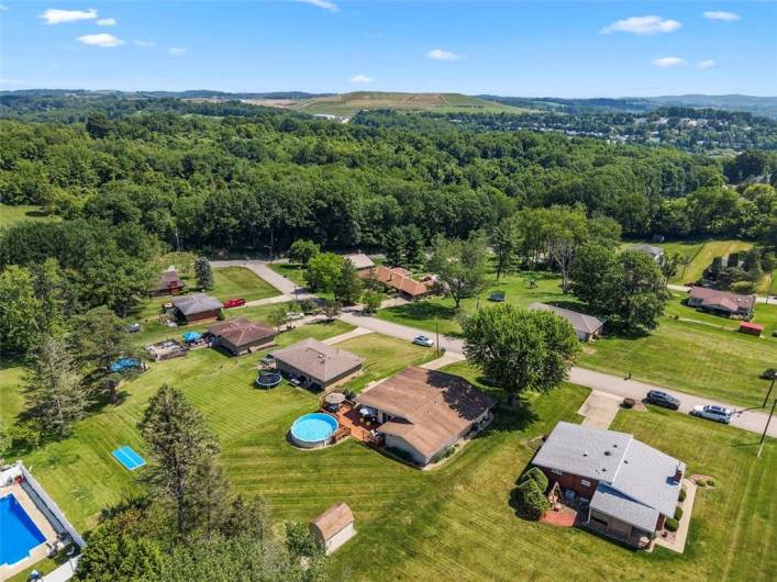 367 Crescent Drive, Washington, PA 15301, 4 Bedrooms Bedrooms, 11 Rooms Rooms,3 BathroomsBathrooms,Residential,For Sale,Crescent Drive,1707377