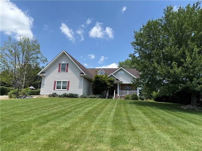 230 Crago Avenue, Waynesburg, PA 15370, 5 Bedrooms Bedrooms, 13 Rooms Rooms,4 BathroomsBathrooms,Residential,For Sale,Crago Avenue,0,1707514