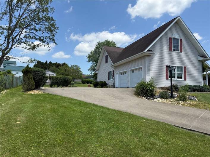 230 Crago Avenue, Waynesburg, PA 15370, 5 Bedrooms Bedrooms, 13 Rooms Rooms,4 BathroomsBathrooms,Residential,For Sale,Crago Avenue,0,1707514