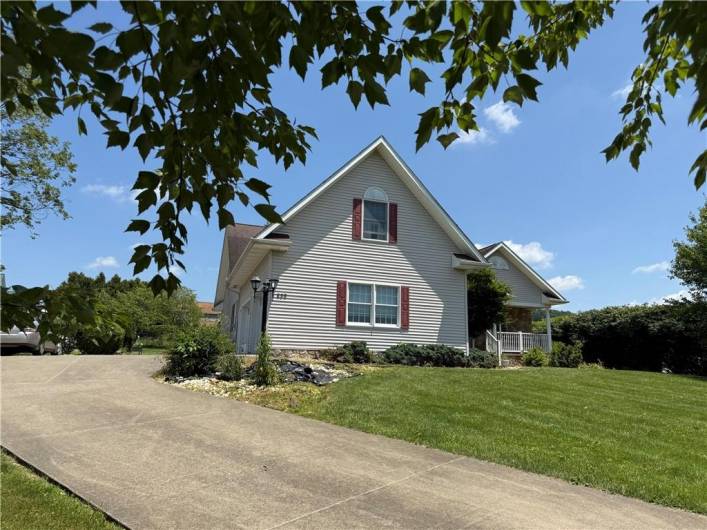 230 Crago Avenue, Waynesburg, PA 15370, 5 Bedrooms Bedrooms, 13 Rooms Rooms,4 BathroomsBathrooms,Residential,For Sale,Crago Avenue,0,1707514