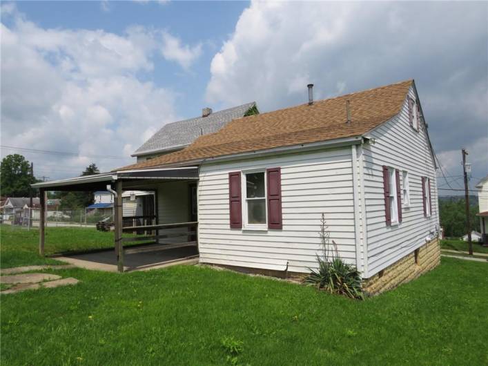 666 Ewing St, Washington, PA 15301, 3 Bedrooms Bedrooms, 5 Rooms Rooms,1 BathroomBathrooms,Residential,For Sale,Ewing St,1707571