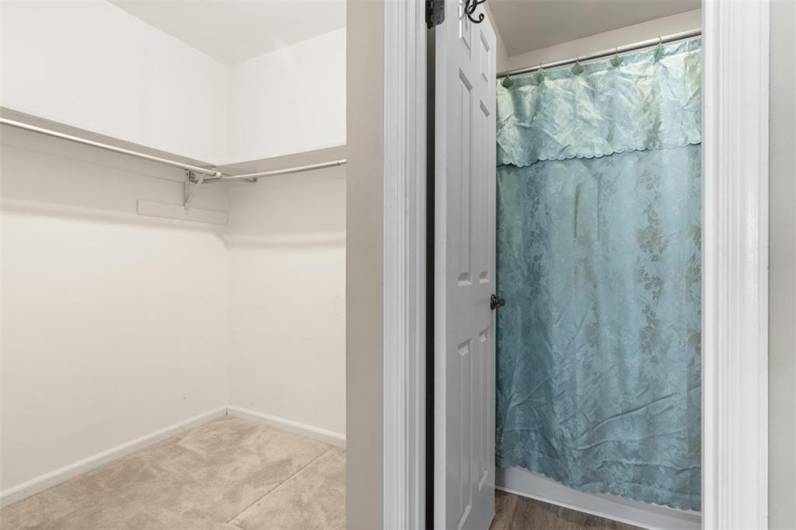1402 Magnolia Ct., Bethel Park, PA 15102, 2 Bedrooms Bedrooms, 6 Rooms Rooms,2.1 BathroomsBathrooms,Residential,For Sale,Magnolia Ct.,1707819