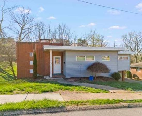 ActiveResidential 438 Canyon Dr., 15317, PA 15317, 3 Bedrooms Bedrooms, 9 Rooms Rooms,2.1 BathroomsBathrooms,Residential,For Sale,Canyon Dr.,1696244