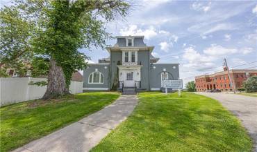 121 Ridge Ave, Washington, PA 15301, ,Commercial-industrial-business,For Sale,Ridge Ave,1707736