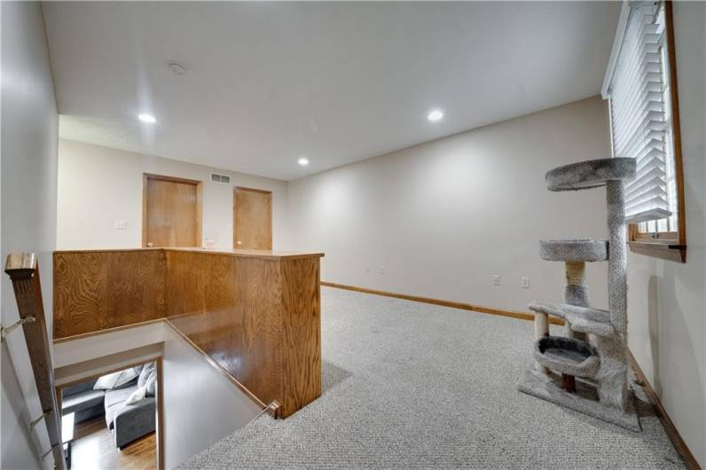 2673 Santa Barbara Dr, Bethel Park, PA 15102, 4 Bedrooms Bedrooms, 11 Rooms Rooms,2 BathroomsBathrooms,Residential,For Sale,Santa Barbara Dr,1707874