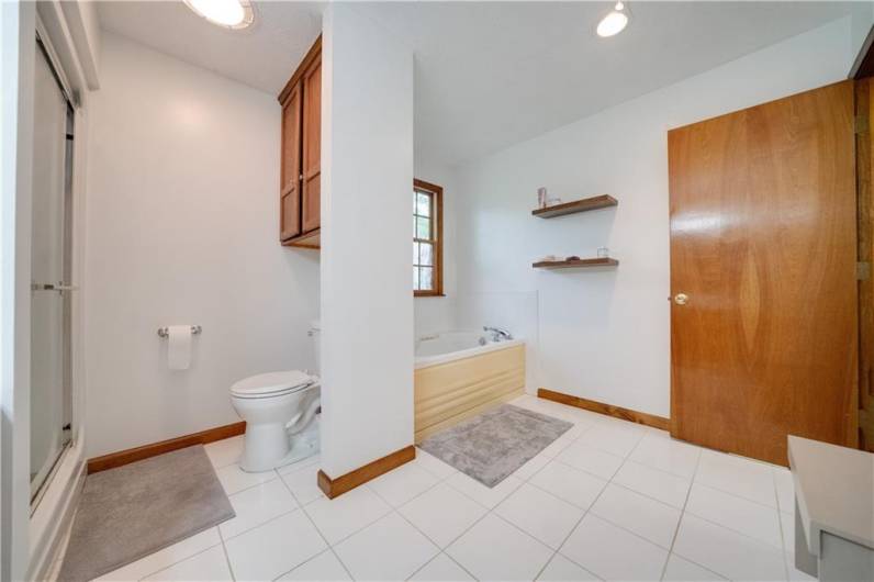 2673 Santa Barbara Dr, Bethel Park, PA 15102, 4 Bedrooms Bedrooms, 11 Rooms Rooms,2 BathroomsBathrooms,Residential,For Sale,Santa Barbara Dr,1707874