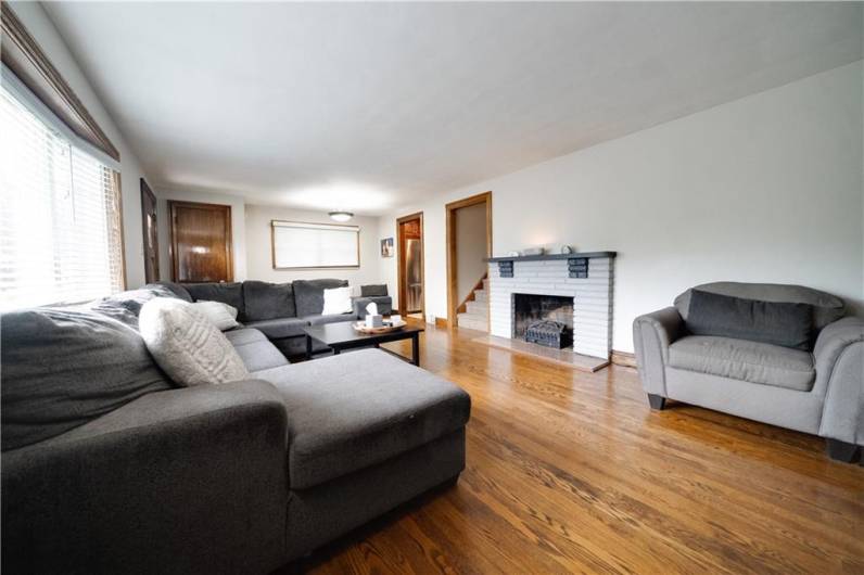 2673 Santa Barbara Dr, Bethel Park, PA 15102, 4 Bedrooms Bedrooms, 11 Rooms Rooms,2 BathroomsBathrooms,Residential,For Sale,Santa Barbara Dr,1707874