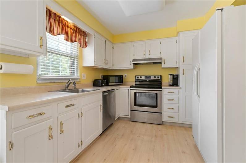 Plenty of cabinetry in this kitchen.