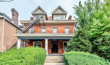 303 S Negley AVE, Pittsburgh, PA 15232, 1 Bedroom Bedrooms, ,1 BathroomBathrooms,Lease,For Sale,S Negley AVE,1708075