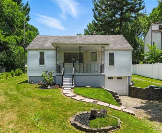 ActiveResidential 116 Jones Dr, Canonsburg, PA 15317, 3 Bedrooms Bedrooms, 8 Rooms Rooms,2 BathroomsBathrooms,Residential,For Sale,Jones Dr,1707650