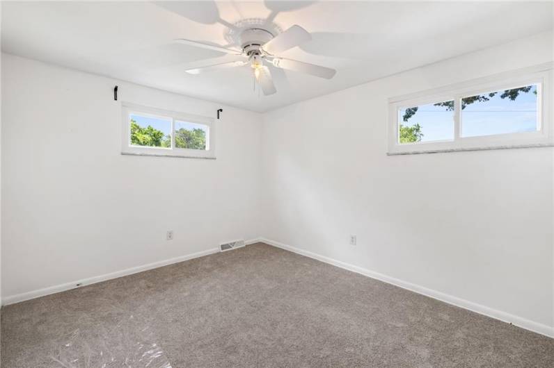 Fifth bedroom