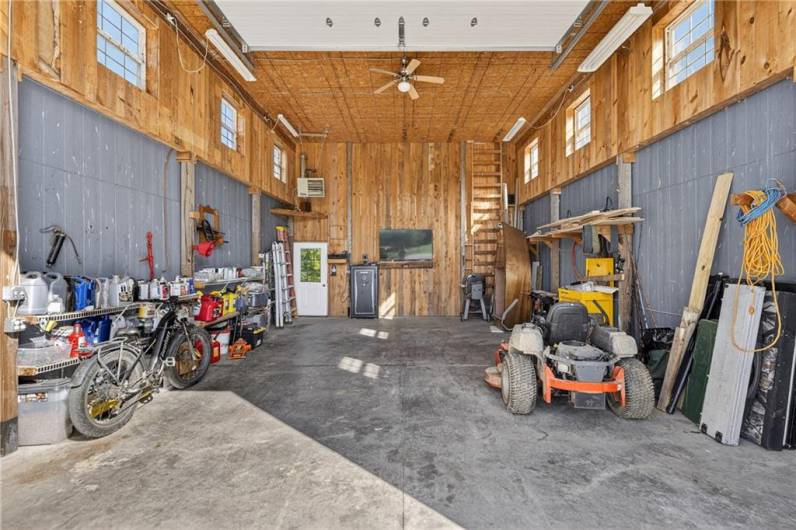 19 ft ceiling, storage above