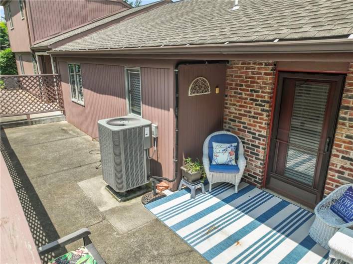 149 Greenwood Dr, Canonsburg, PA 15317, 1 Bedroom Bedrooms, 3 Rooms Rooms,1 BathroomBathrooms,Residential,For Sale,Greenwood Dr,1708086