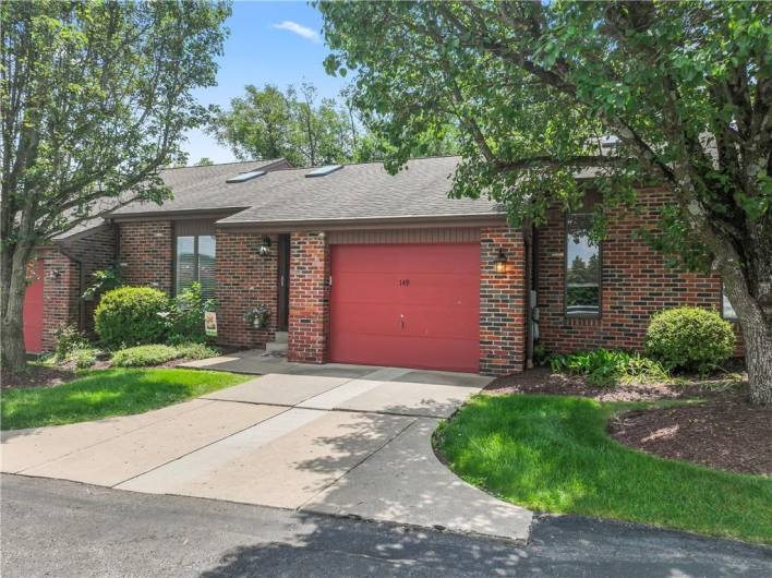 149 Greenwood Dr, Canonsburg, PA 15317, 1 Bedroom Bedrooms, 3 Rooms Rooms,1 BathroomBathrooms,Residential,For Sale,Greenwood Dr,1708086