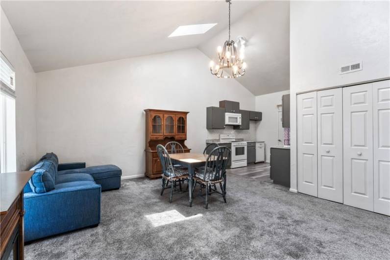 149 Greenwood Dr, Canonsburg, PA 15317, 1 Bedroom Bedrooms, 3 Rooms Rooms,1 BathroomBathrooms,Residential,For Sale,Greenwood Dr,1708086
