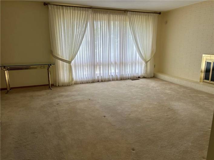 545 Julia Dr, Canonsburg, PA 15317, 3 Bedrooms Bedrooms, ,2 BathroomsBathrooms,Residential,For Sale,Julia Dr,1709138